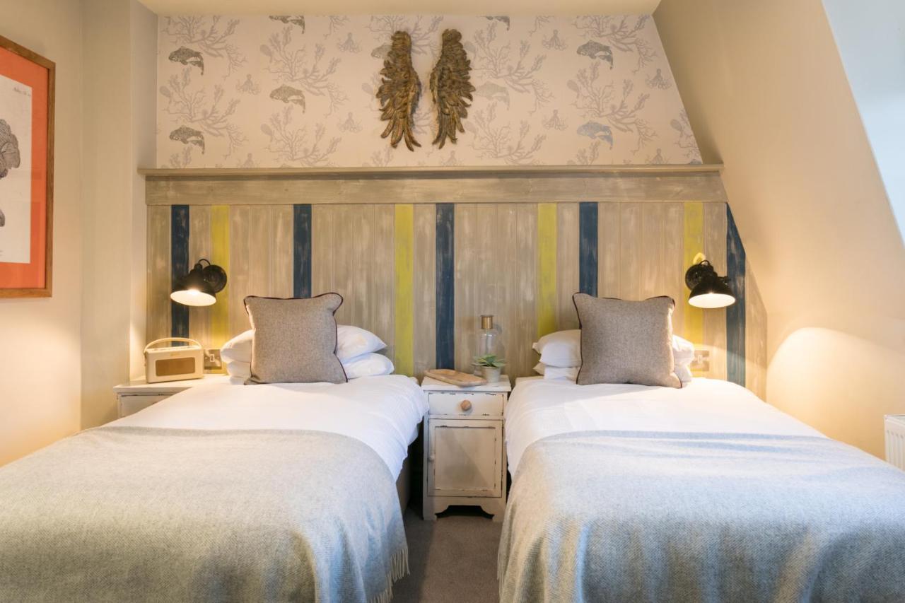 The Angel & Blue Pig Hotel Лимингтън Екстериор снимка