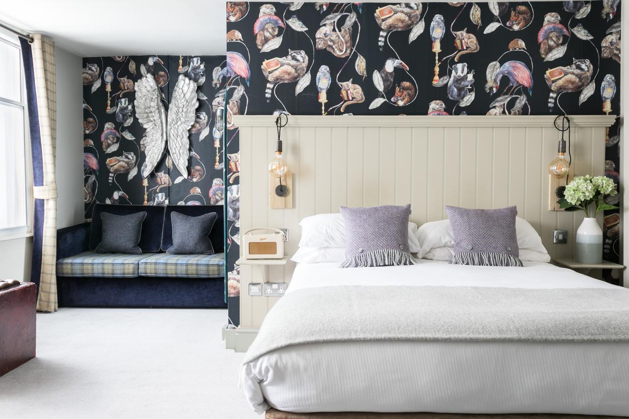 The Angel & Blue Pig Hotel Лимингтън Екстериор снимка